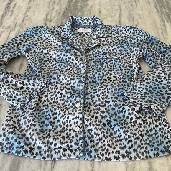 Victoria’s Secret Pajama Top Size M Animal Print Blue Gray Cotton Button Front - Picture 5 of 10